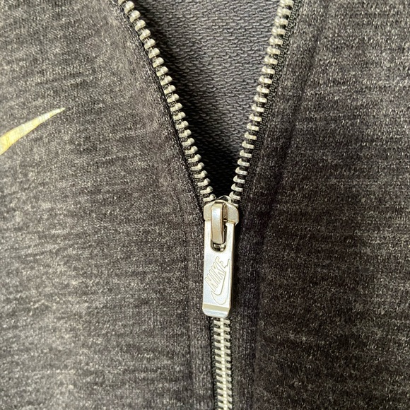 Nike Canada Hockey Zip-up - Picture 2 of 5
